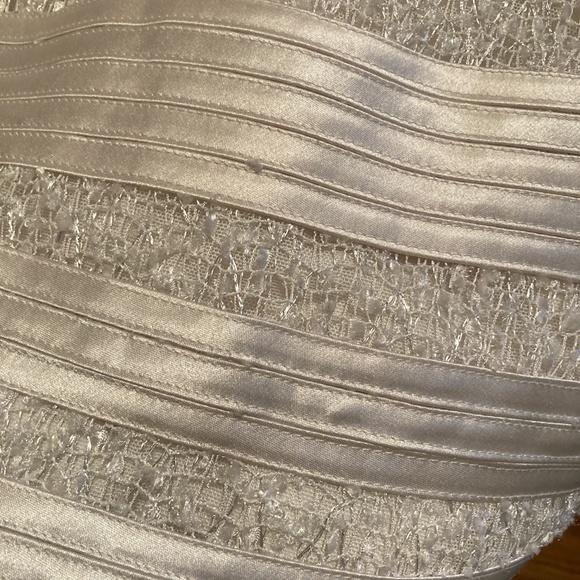 BCBG Max Azria white ribbon dress - Picture 4 of 4